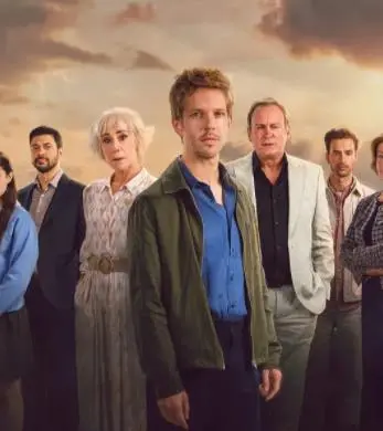 Bergerac第一季的悬疑之旅：英式侦探剧如何融合人性与犯罪的深度探讨